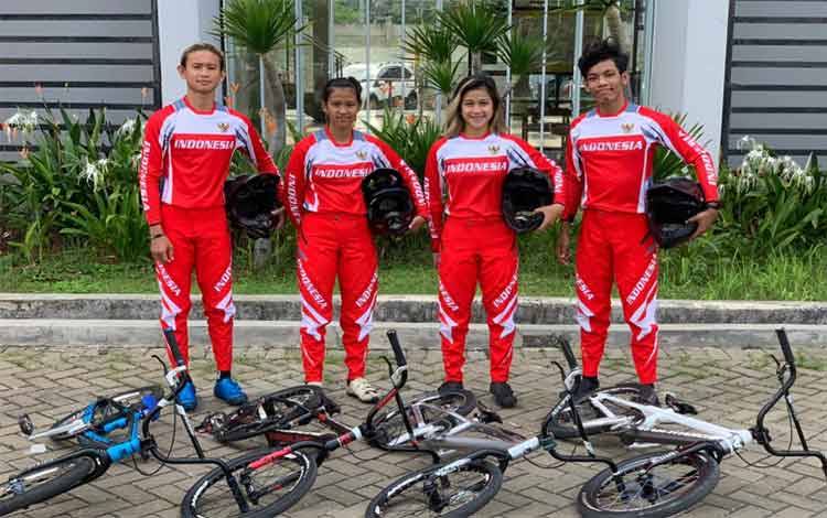 Timnas BMX Junior Buat Sejarah dengan Tembus Semifinal Kejuaraan Dunia