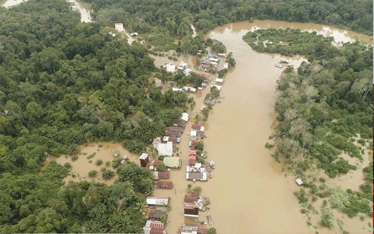 Video dari Udara Kondisi Banjir di Mentaya Hulu