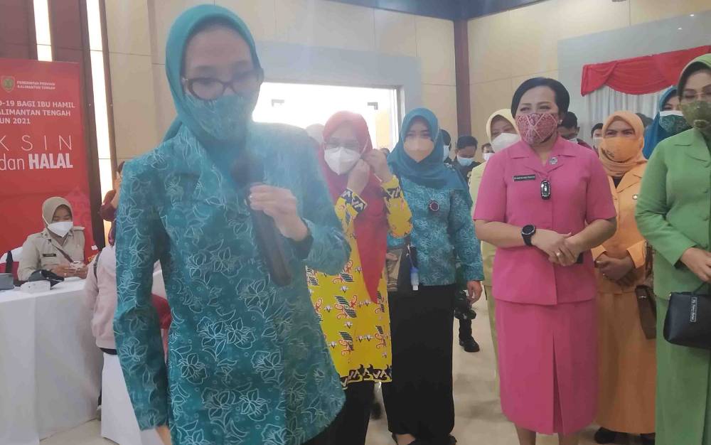 Ketua TP-PKK Kalteng Instruksikan Jajaran terus Sosialisasikan Pentingnya Vaksinasi Covid-19