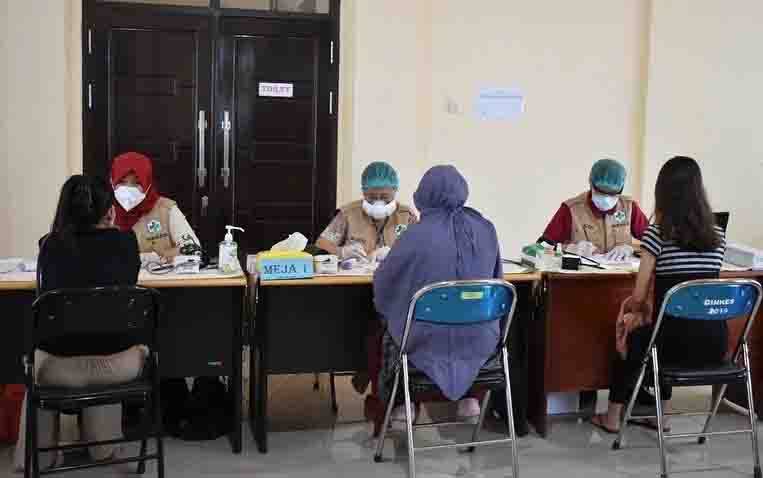 Puluhan Ibu Hamil di Lamandau Serentak Datangi Puskesmas untuk Divaksin