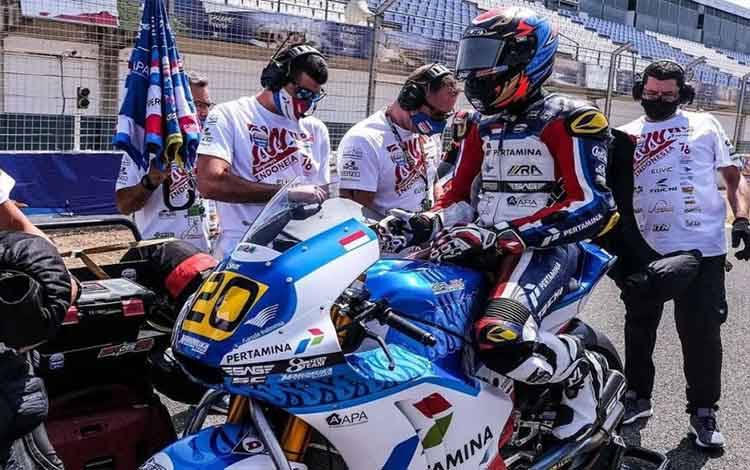 Tim Pertamina Mandalika Dorong Pebalap Indonesia ke Moto2 2022