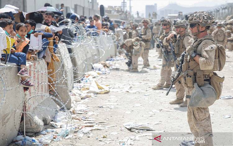Taliban Siap Ambil Alih Bandara Kabul