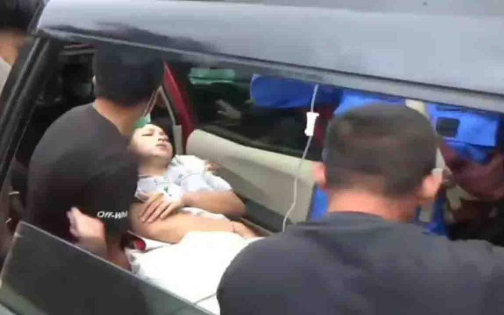 Mobil Bawa Ibu Hamil Menuju Rumah Sakit Tabrakan dengan Sepeda Motor di Sampit