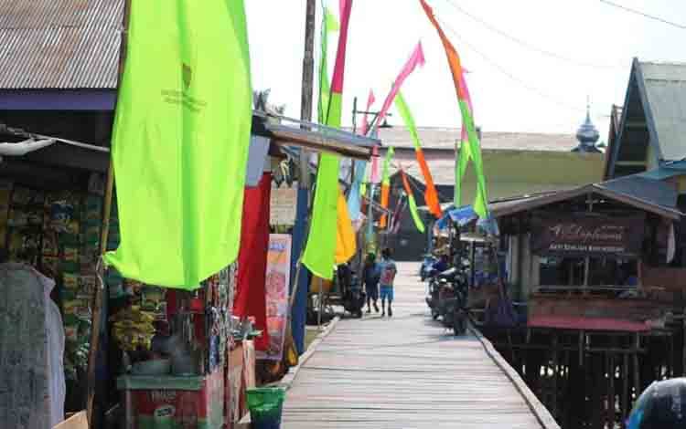 Pedagang Bersyukur Wisata Air Hitam Kereng Bangkirai Dibuka
