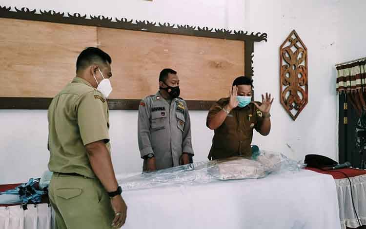 Tiga Pilar Bersama Warga Kecamatan Tewah Bentuk Relawan Pemulasaran Jenazah Pasien Covid-19