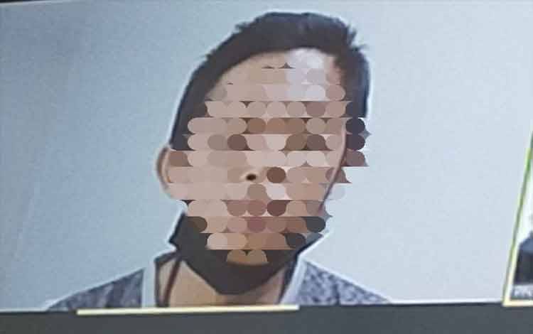 Senjata Tajam Dibuang Setelah Gugup Melihat Polisi Patroli