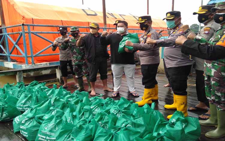 Kecamatan Terdampak Banjir di Katingan Bakal Dapat Bansos dari Kapolda Kalteng