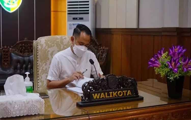 Wali Kota Palangka Raya Minta Semua Dinas Terapkan Layanan Berbasis Online