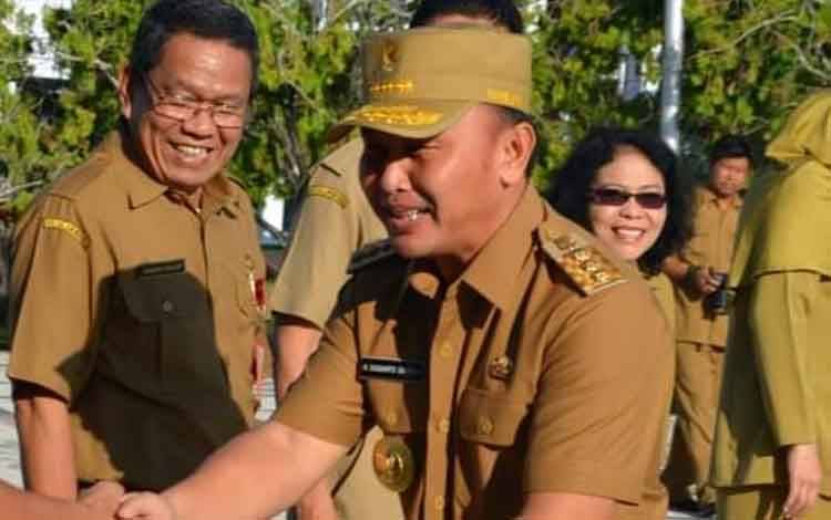 Gubernur Kalteng Minta Pemda Fokus Cegah Kendaraan Over Kapasitas Melintasi Jalan Umum