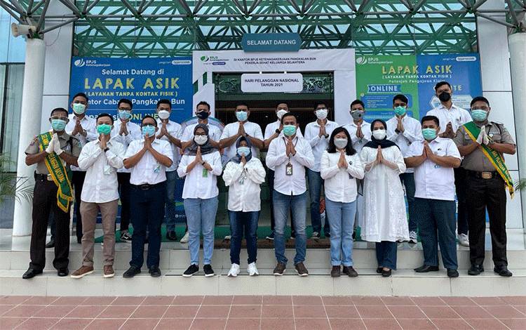 BPJAMSOSTEK Bersama Peserta Merayakan Hari Pelanggan Nasional 2021