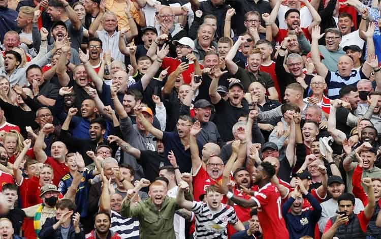 MU Wajibkan Penonton di Old Trafford Bersertifikat Vaksin COVID-19