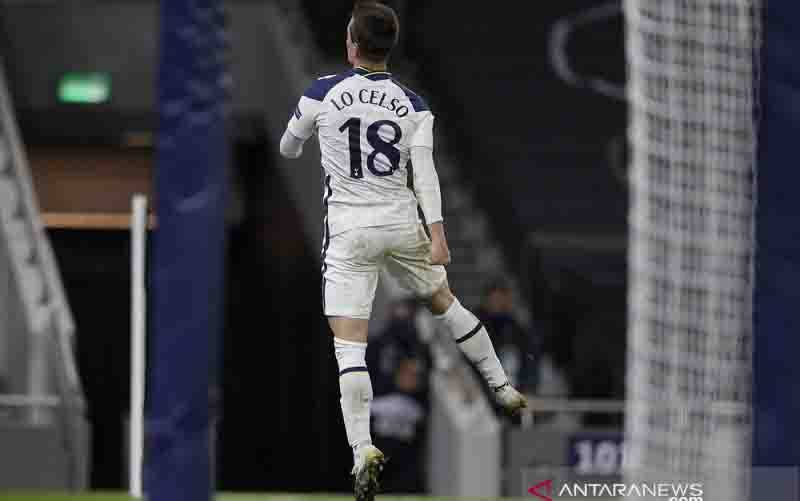 Gelandang serang Tottenham Hotspur Giovani Lo Celso merayakan golnya ke gawang Antwerp dalam penyisihan Grup J Liga Europa di Stadion Tottenham Hotspur, London, Inggris, pada 10 Desember 2020. (foto : ANTARA/REUTERS/POOL/Kirsty Wigglesworth)