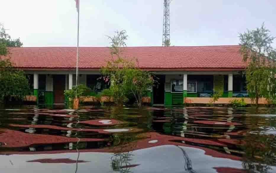 Terendam Banjir, SDN 3 Sawahan Hentikan Sementara Pembelajaran Tatap Muka