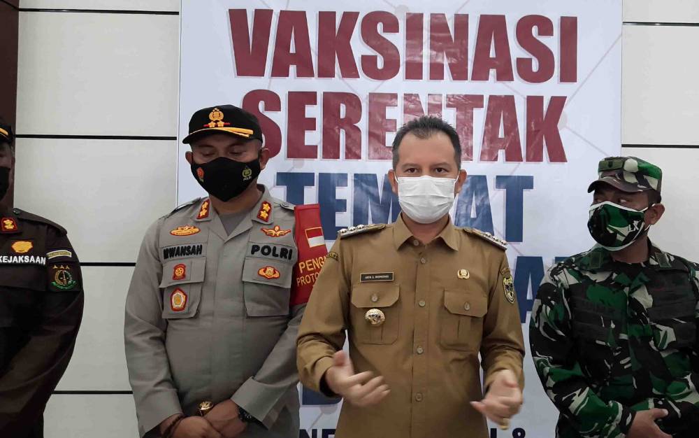Bupati Gunung Mas Ajak Seluruh Pihak Edukasi Masyarakat terkait Vaksinasi