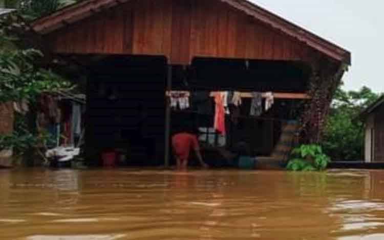 Korban Banjir Butuhkan Suplai Air Bersih
