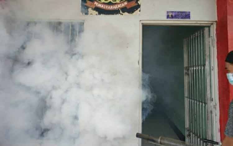 Antisipasi DBD, Rutan Kelas IIB Kuala Kapuas Lakukan Fogging
