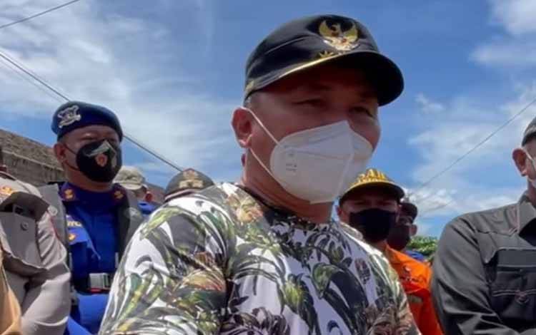Gubernur Kalteng Imbau Orang Tua Awasi Anak Saat Banjir