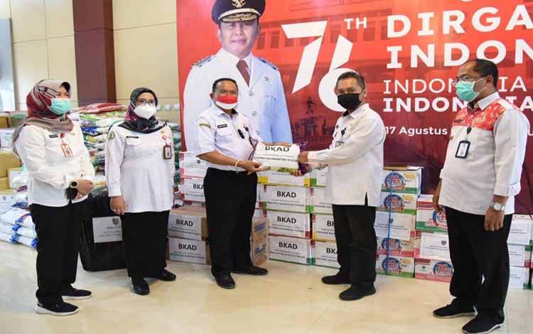 ASN Pemprov Kalteng Salurkan Bantuan untuk Korban Banjir