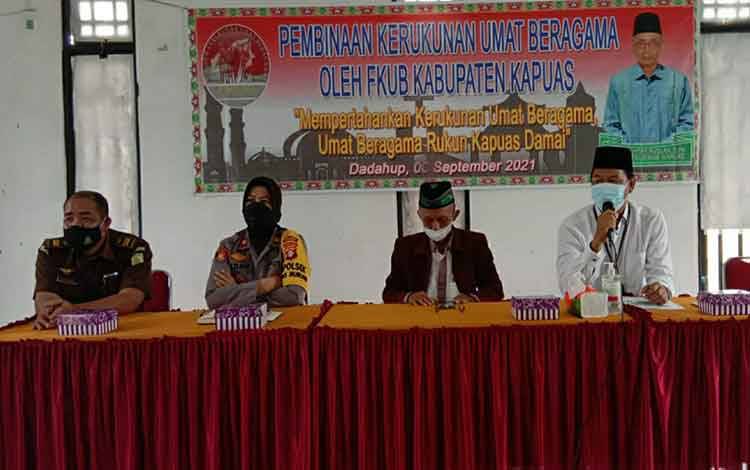 Kemenag Kapuas Bersama FKUB Berikan Pembinaan di Kecamatan Dadahup