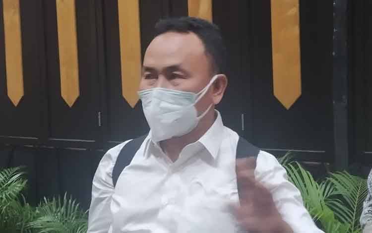 Masyarakat Terdampak Banjir Menerima Bantuan Sembako Senilai 500 Ribu