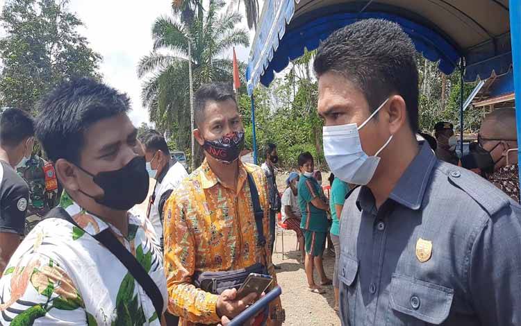 Waket I DPRD Gunung Mas Apresiasi Penyalurkan Bantuan kepada Korban Banjir