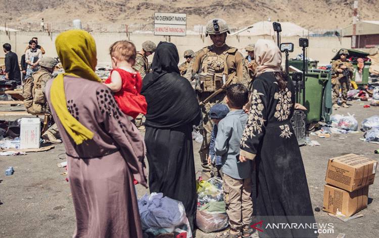 Pemerintah Taliban Izinkan Warga Asing Tinggalkan Afghanistan
