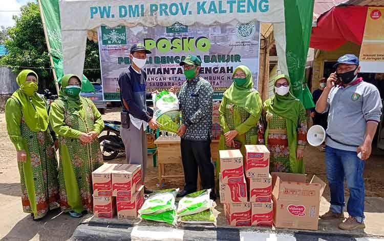 Posko PCNU Barito Timur Galang Bantuan untuk Korban Banjir Katingan