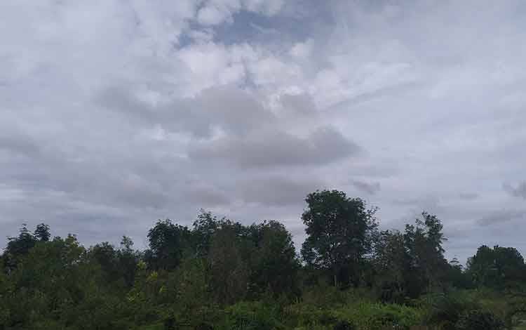 Sejumlah Wilayah di Kalteng Masih Berpotensi Hujan Lebat