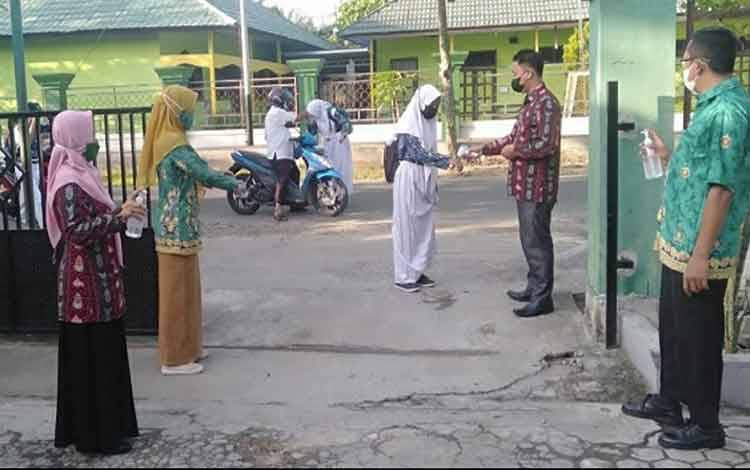 Begini Pelaksanaan PTMT di MTsN 1 Kapuas