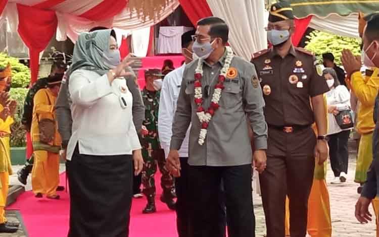 Bupati Kobar Apresiasi Pencanangan Daerah Bebas Pungli