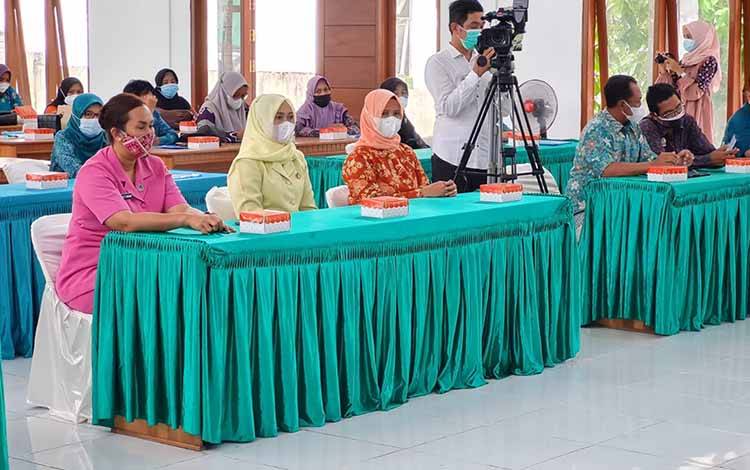 Diklat Keamanan Pangan dan Perizinanan UMKM Diharapkan Tingkatkan Kewirausahan Ibu-Ibu
