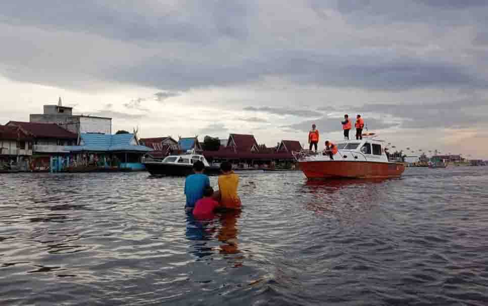 Ramai Aktivitas Bekanjur di Sungai Arut, Tim Gabungan Imbau Warga Gunakan Alat Keselamatan