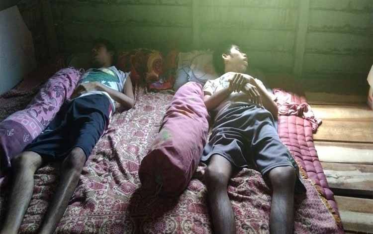 Rumah Anak Kembar Penderita Stroke Kebanjiran