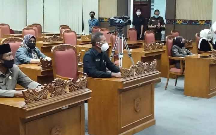 Pengesahan APBD Perubahan 2021 di DPRD Kotawaringin