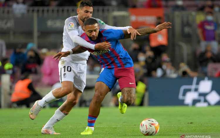 Barcelona Raih 1 Poin Usai Ditahan Imbang Granada 1-1