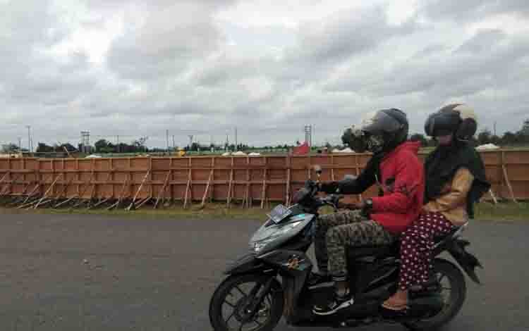 Pemkab Sukamara Tata Bundaran Simpang Lunci