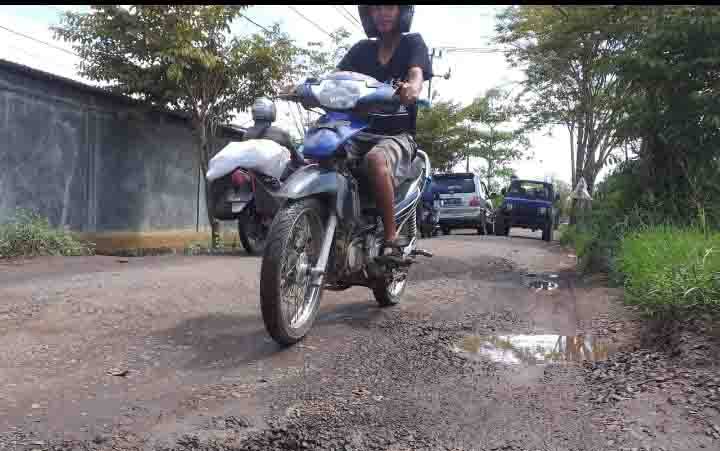 Legislator Desak Perbaikan Jalan Rusak di Kawasan Perkotaan Sampit