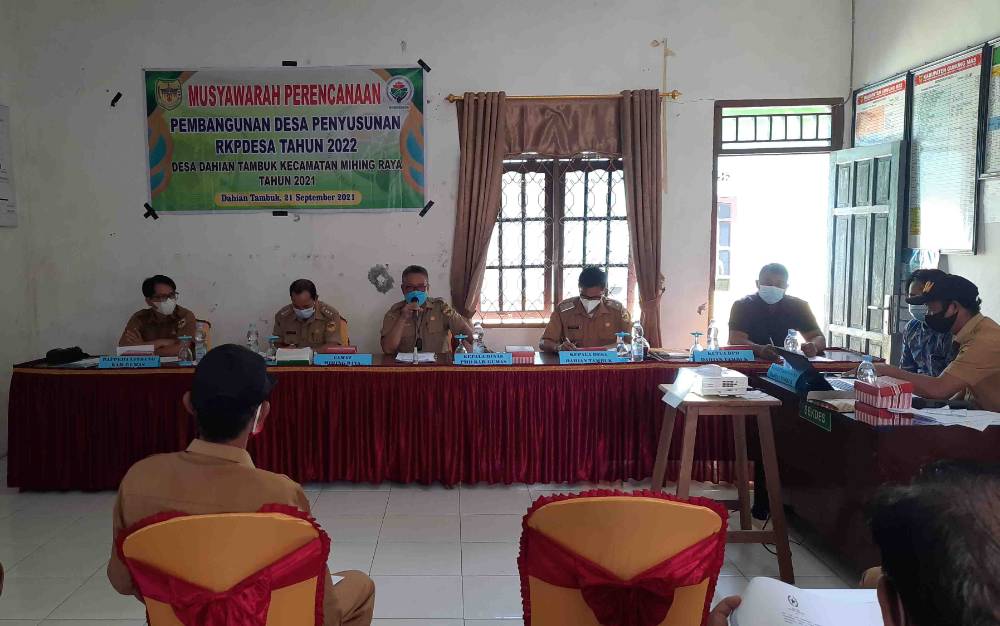 Dinas PMD Kabupaten Gunung Mas Fasilitasi Musrenbangdes Dahian Tambuk