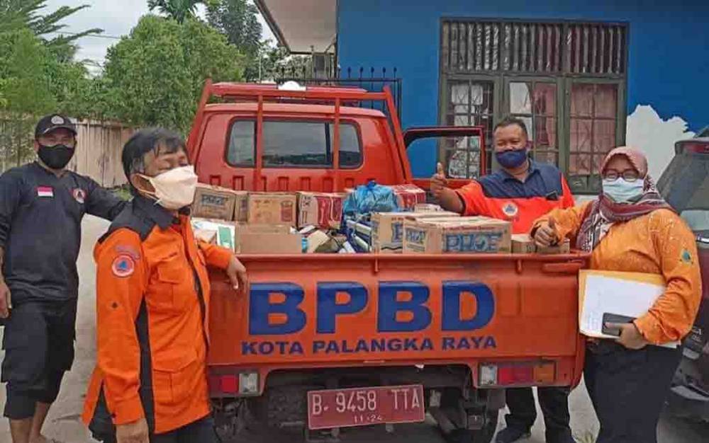 BPBD Palangka Raya Distribusikan Logistik untuk Pengungsi Banjir