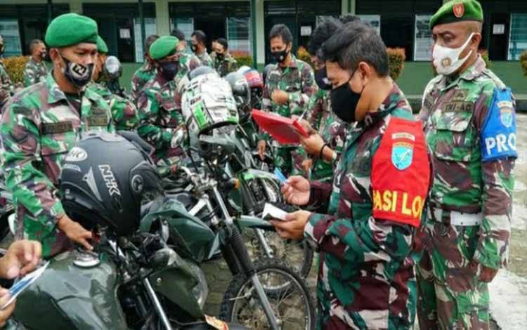 Kendaraan Dinas Personel Kodim Kuala Kapuas Diperiksa Kelengkapannya