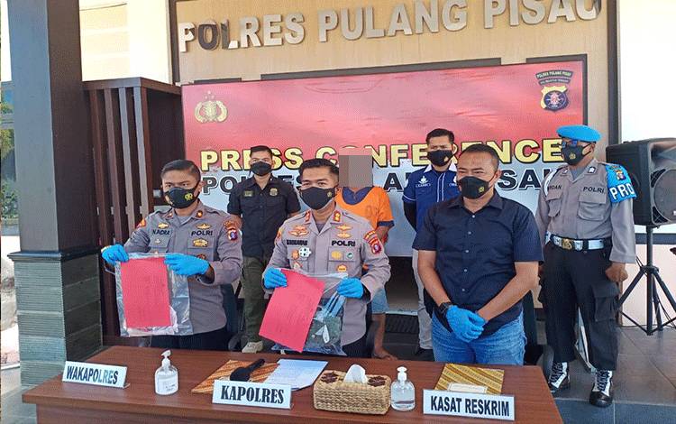 Polres Pulang Pisau Gelar Jumpa Pers Kasus Pencabulan Anak Bawah Umur Berdalih Memijat