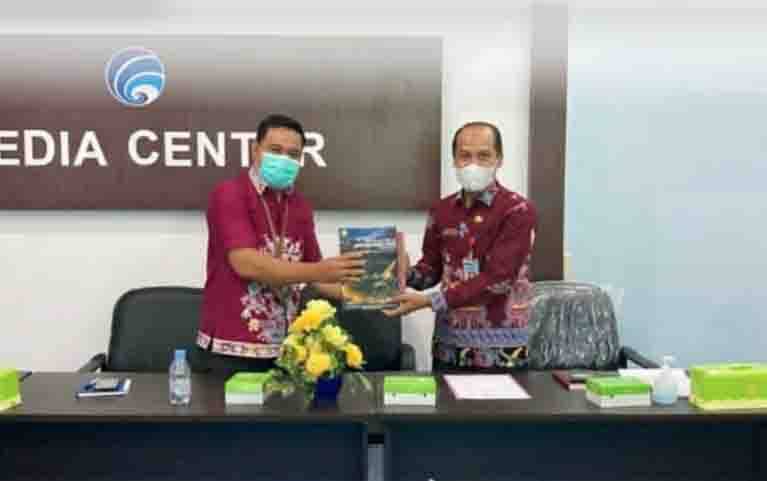 Diskominfosandi Barito Utara Lakukan Studi Tiru ke Palangka Raya