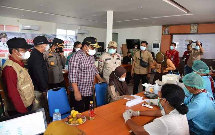 Wagub Kalteng Imbau Kepala Daerah Menghabiskan Stok Vaksin yang Ada