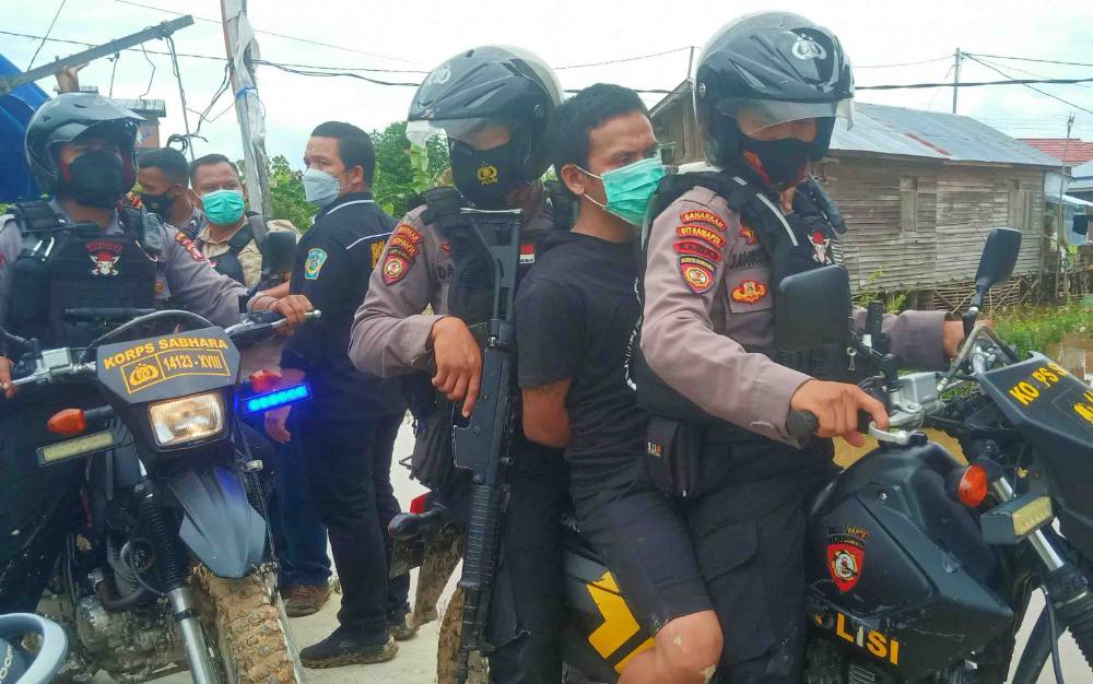 Polisi Gerebek Sarang Narkoba di Puntun, 2 Pria Diamankan