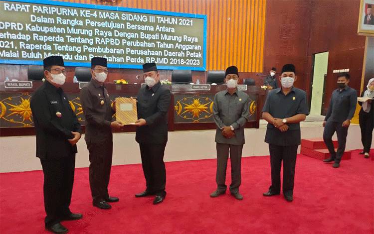 Pemkab Murung Raya dan DPRD Setujui 3 Buah Raperda Menjadi Perda ini