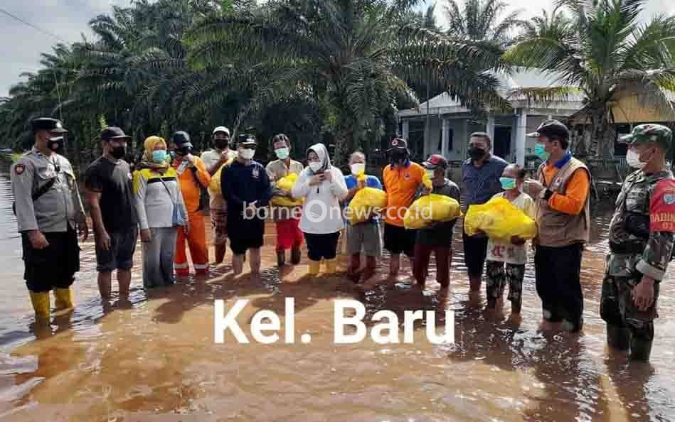 Dinsos Kobar Telah Salurkan 14 Ribu Kg Beras untuk Korban Banjir