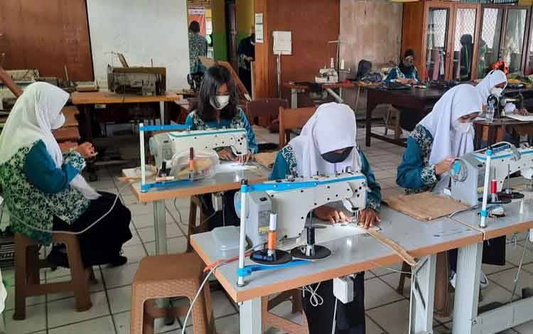 SMKN 3 Palangka Raya Simulasi PTM Terbatas