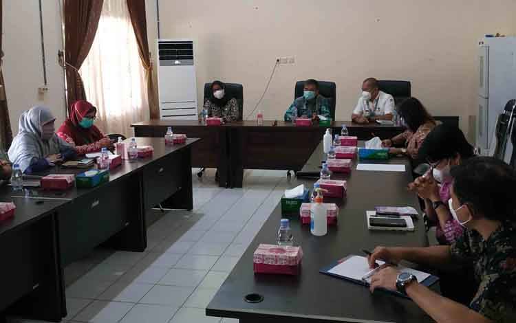 Komisi III DPRD Kalteng Kunjungi Seruyan untuk Gali Informasi Pelaksanaan Vaksinasi Covid-19