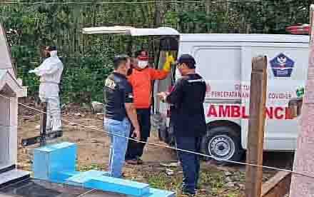 Kasatpol PP Barito Timur Apresiasi Satgas Covid-19 Barsel Tangani Jenazah Covid-19
