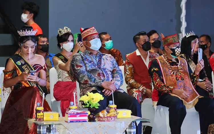 Kabidhumas Hadiri Pemilihan Duta Tambun Bungai 2021